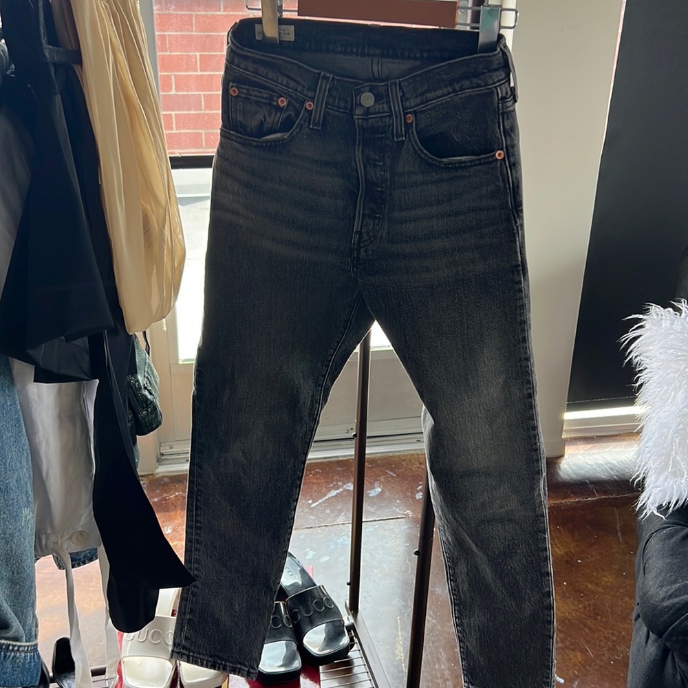 Black Levi 501 jeans